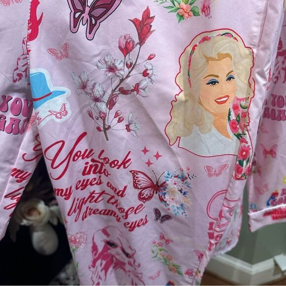Dolly Parton Quote Print Pajama Set Size Small and Medium NWOT - Picture 11 of 11